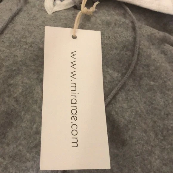 Mira Rae Gray Indian Inspired vest lined with faux fur, full zip, size 10/11 - Picture 11 of 11